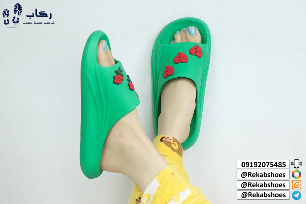 فروش عمده دمپایی زنانه مدل سه گل 