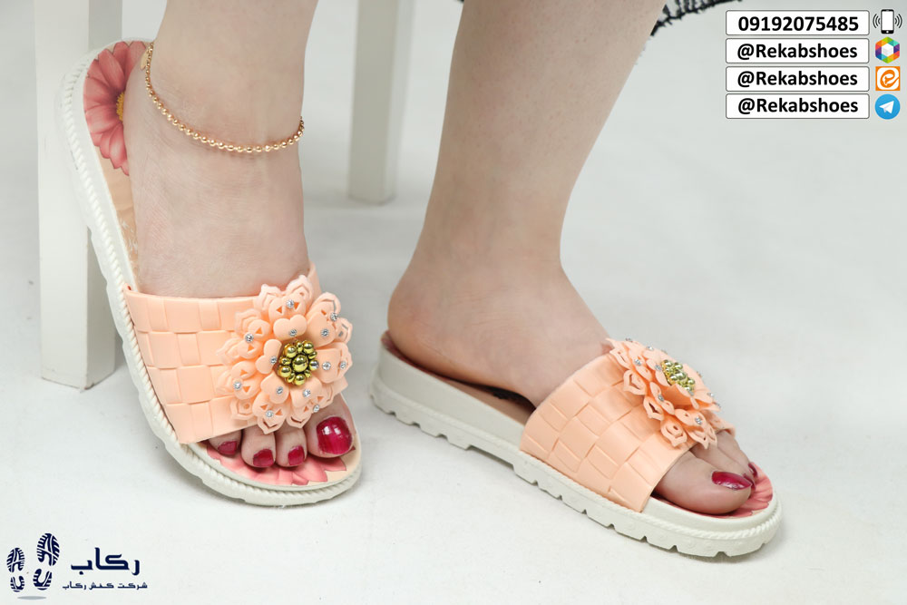 دمپایی روفرشی زنانه مدل گلستان