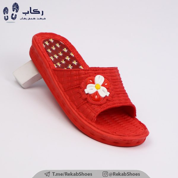 خرید عمده دمپایی پلاستیکی زنانه مدل پیچک