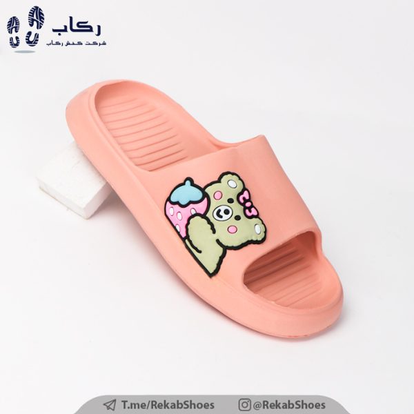 خرید دمپایی زنانه ملودی توت فرنگی
